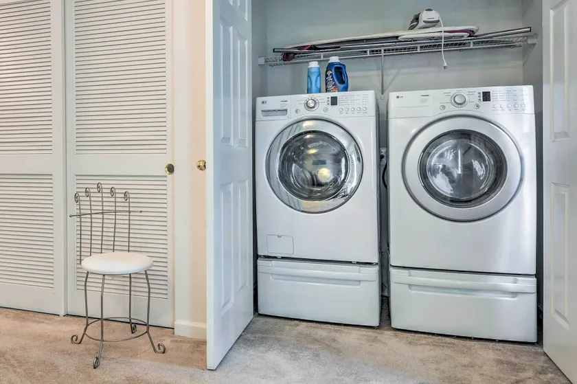 Elkridge Townhome ~ 15 Mi to Dtwn Baltimore! - Interiör
