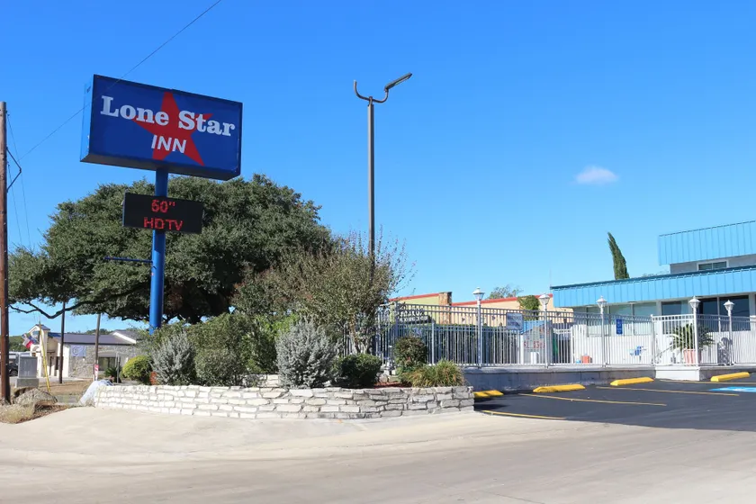 Lone Star Inn Kerrville/Fredericksburg - Image 1