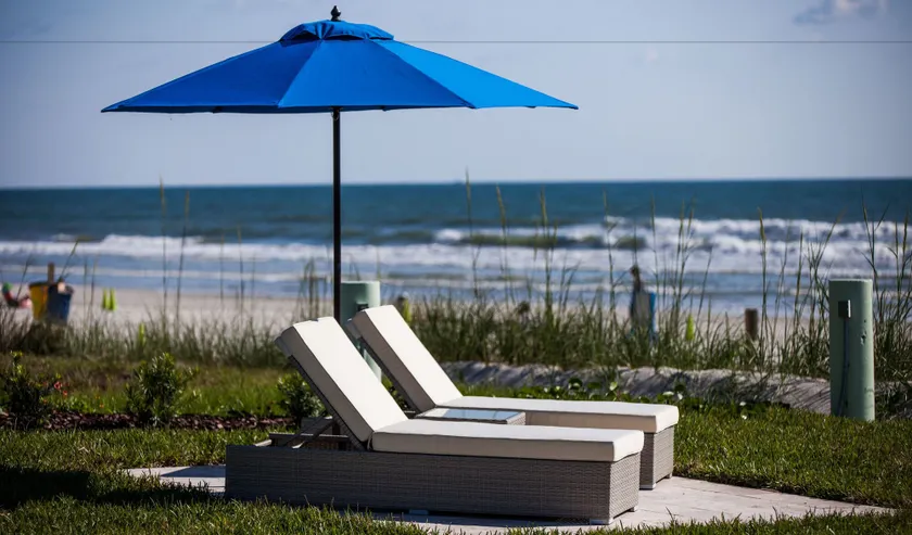 The Salty Mermaid Oceanfront Hotel - Image 1