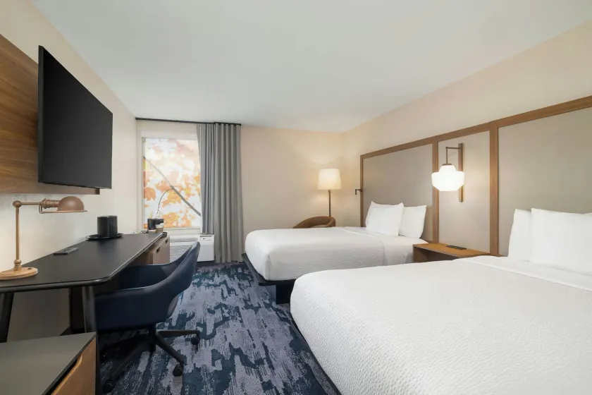 Fairfield by Marriott Inn & Suites Clinton - Image 1