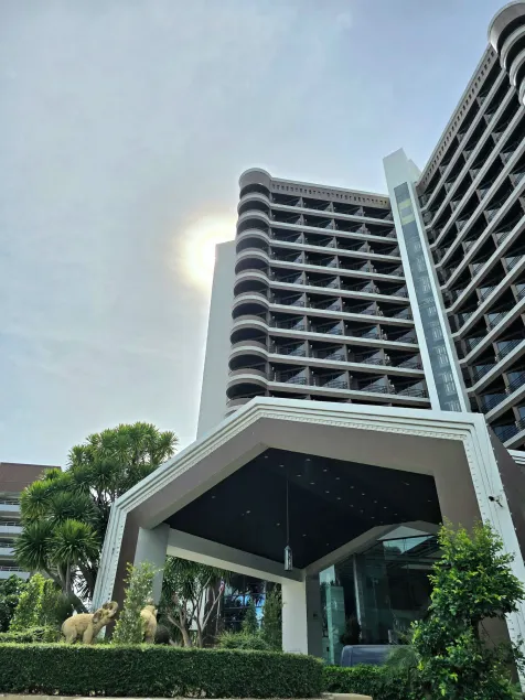 First Pacific Cirrus - Pattaya - Image 1