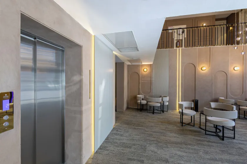 Reo Hotel  - Salottino della hall