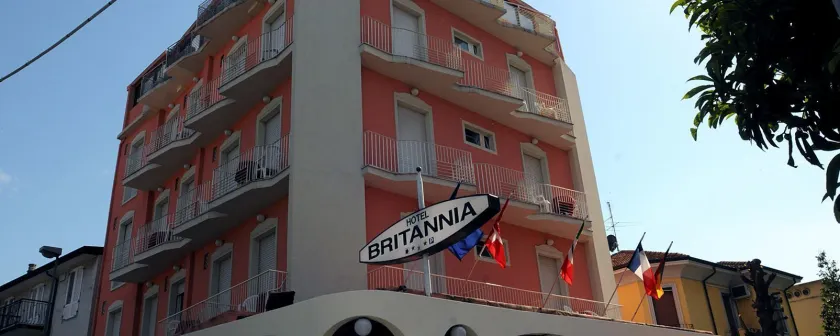 Hotel Britannia Rimini Marina centro - Image 1