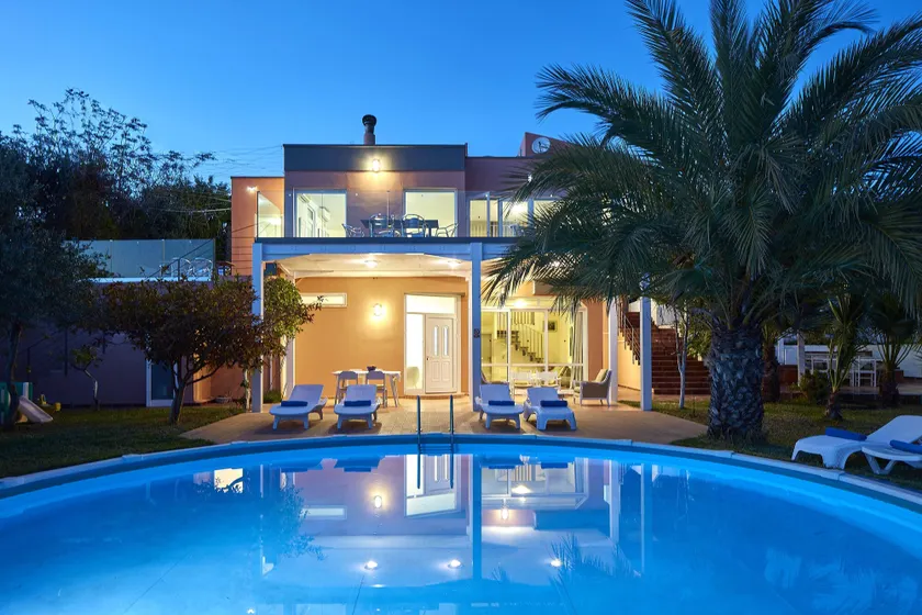Villa con giardino, terrazza e idromassaggio | Vista panoramica - Image 1