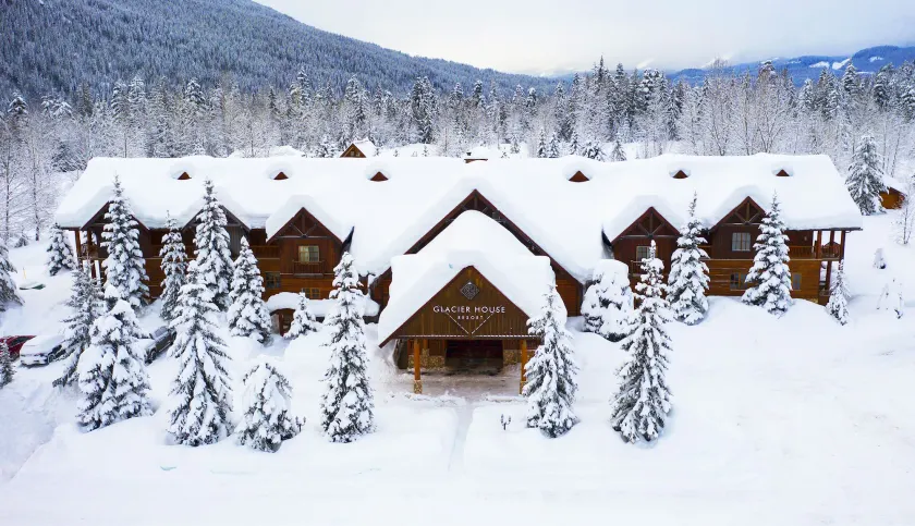 Glacier House Hotel & Resort - Image 1