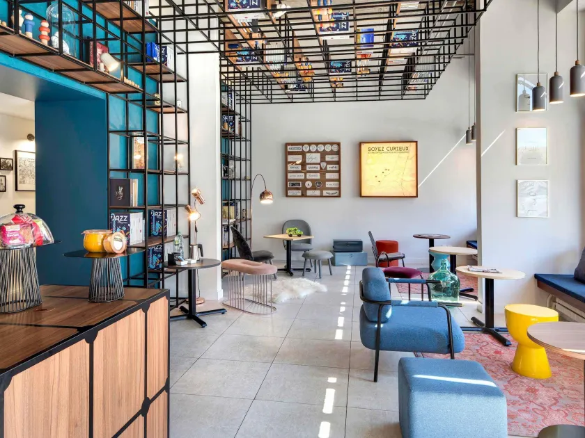 Hôtel ibis Styles Clermont-Ferrand Gare - Image 1