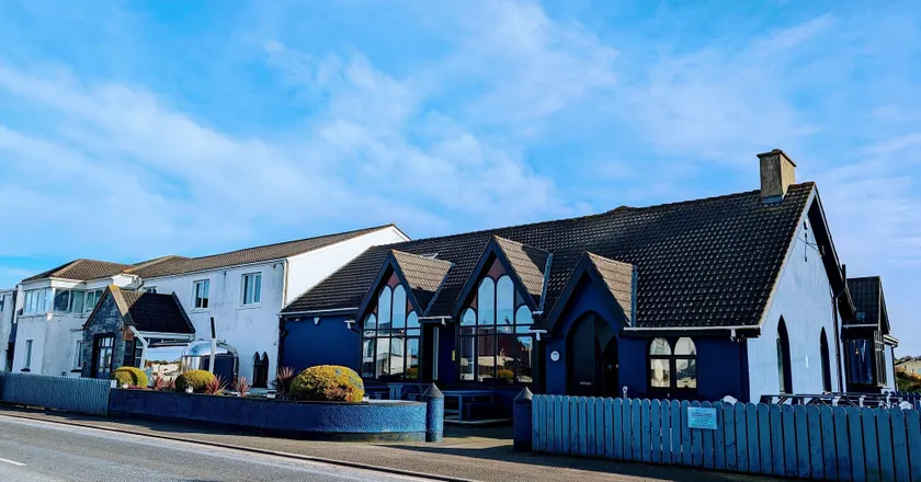 Inn On The Coast - Image 1