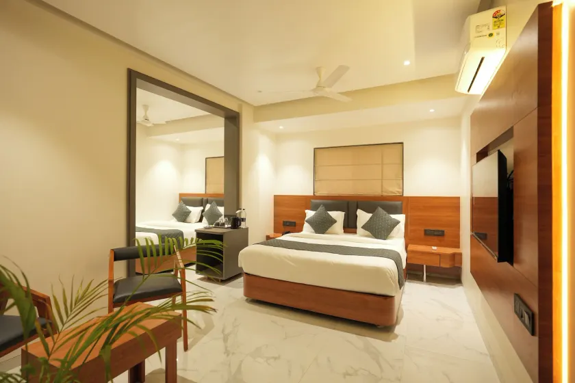 Hotel Sai Kamal - Image 1