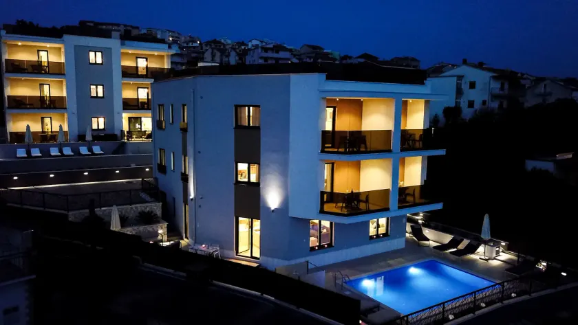 Villa 21 B - Image 1