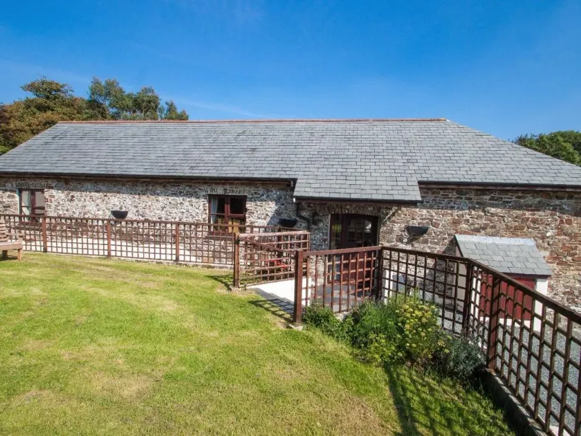 Billy's Barn - Image 1
