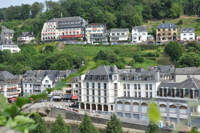 Hôtel Panorama - Vue exceptionnelle sur la Semois - Image 1