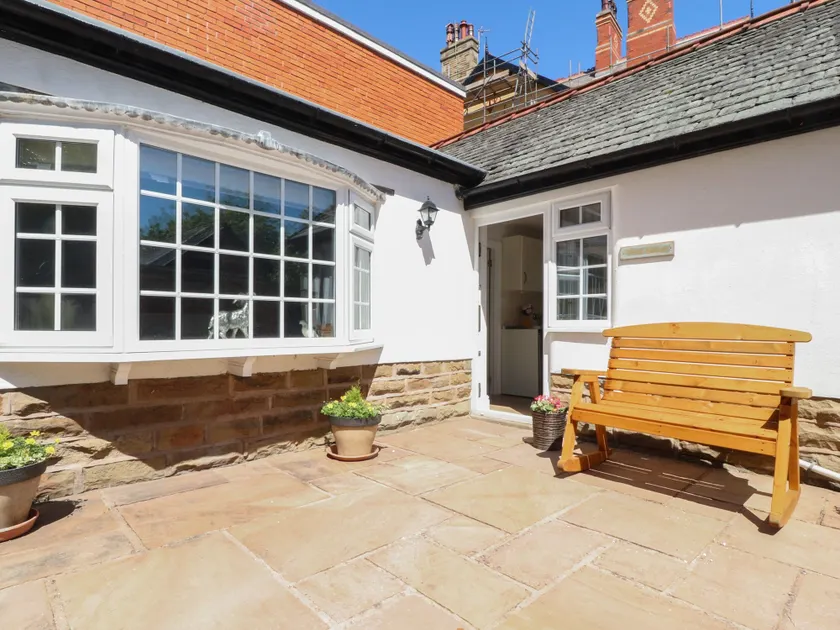 The Mews Cottage - Image 1