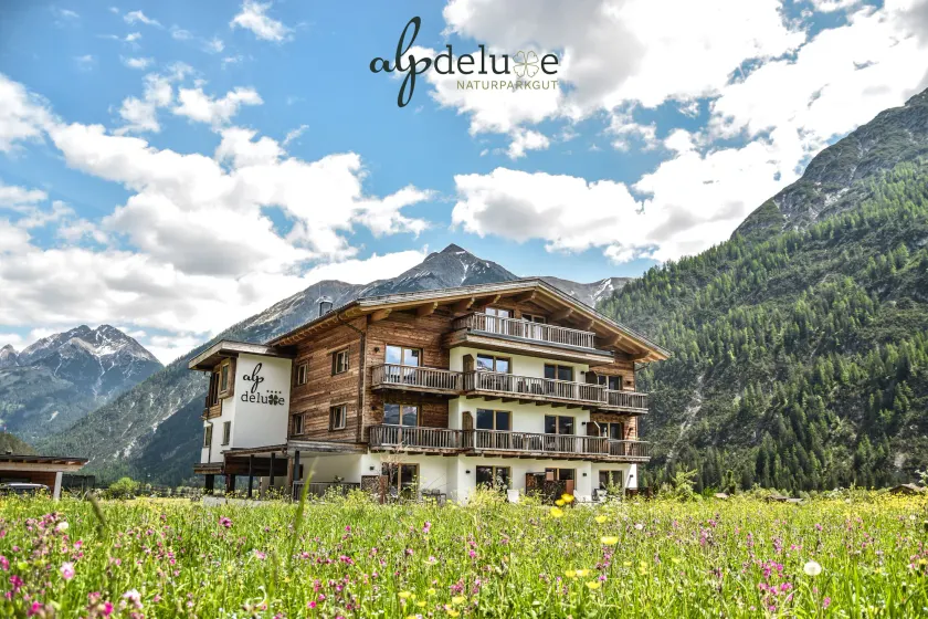 NATURPARKGUT - alpdeluxe Apartments - Image 1