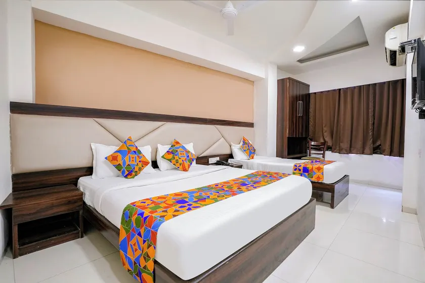 Hotel Kamran Residency- Near US Embassy - Image 1