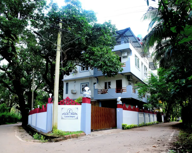 Laxmi Empire Guest House - Image 1