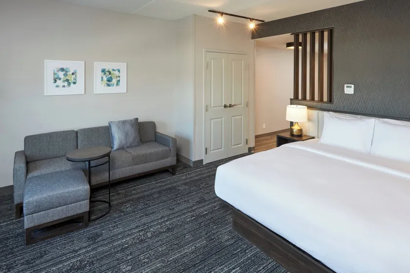TownePlace Suites by Marriott Hamilton - Image 1