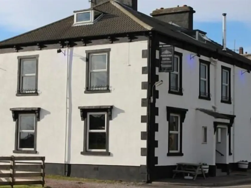 Parkside Mews - Image 1