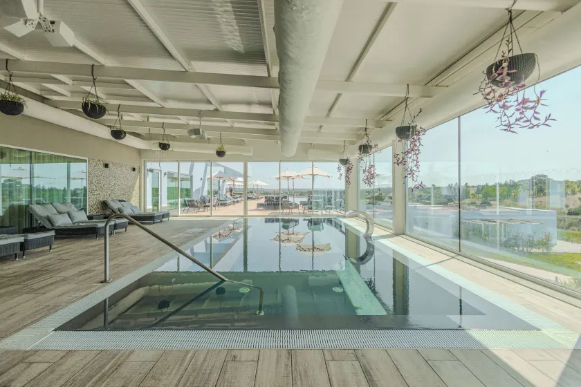 Sleep & Nature Hotel - Image 1