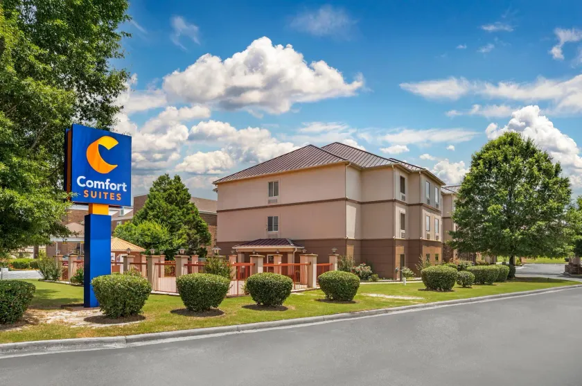 Comfort Suites Montgomery East Monticello Dr - Image 1
