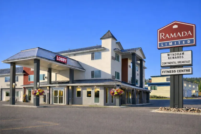 Ramada Limited 100 Mile House - Image 1