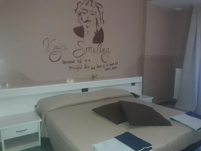 Hotel Stazione sul lago di Iseo - Image 1