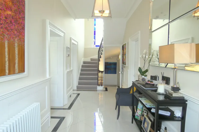 Tavistock House Hotel - Image 1