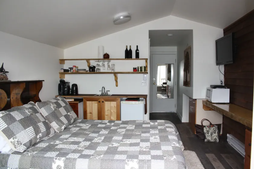Orca Lodge - Image 1
