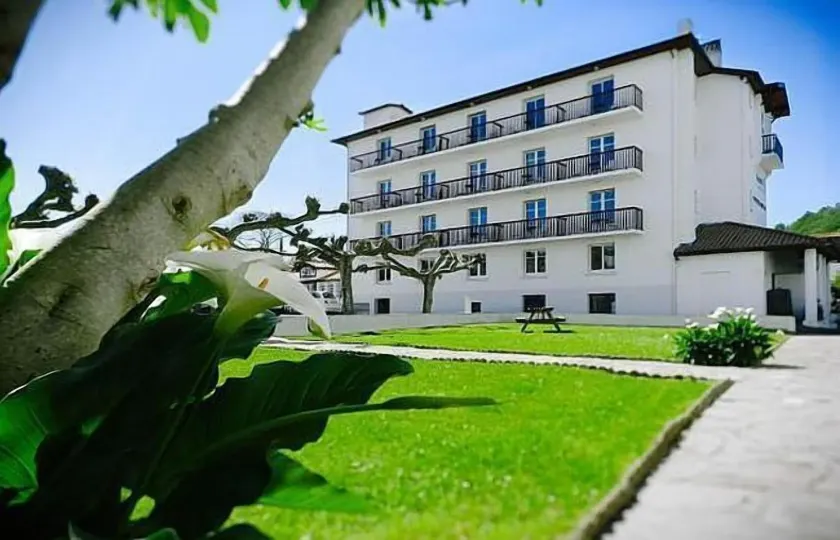 Hotel Restaurant Bonnet - Image 1