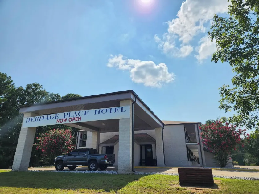 Heritage Place Hotel - Image 1
