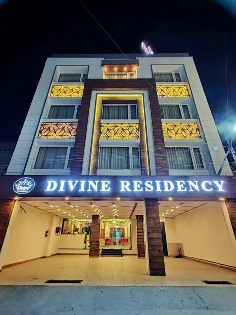 Hotel Divine Residency - Image 1