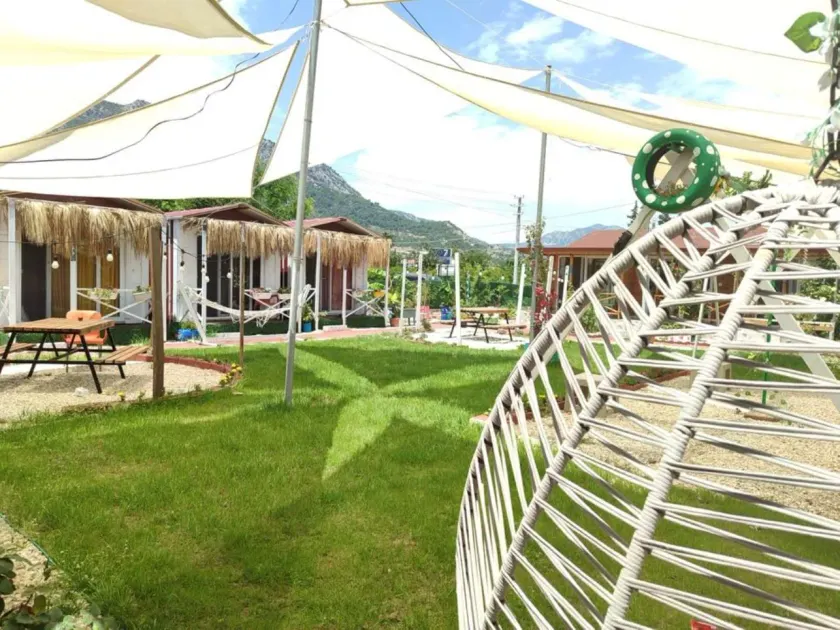 ZEYOS LODGE HOTEL&RESTAURANT - Image 1