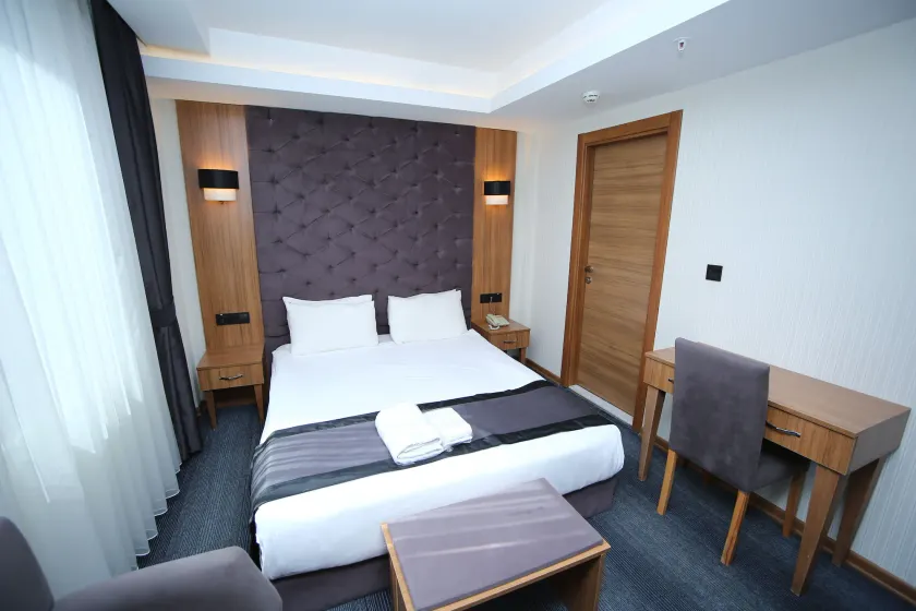 Grand Silay Hotel - Image 1