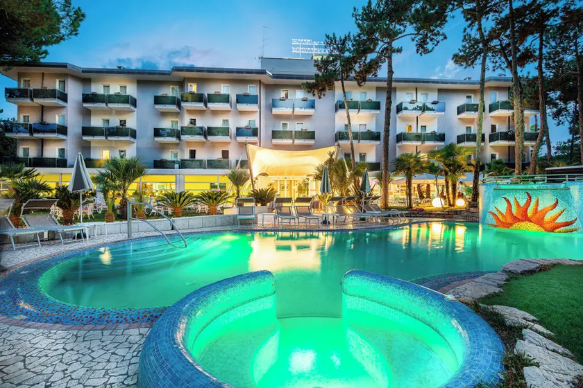 Hotel Mediterraneo - Image 1