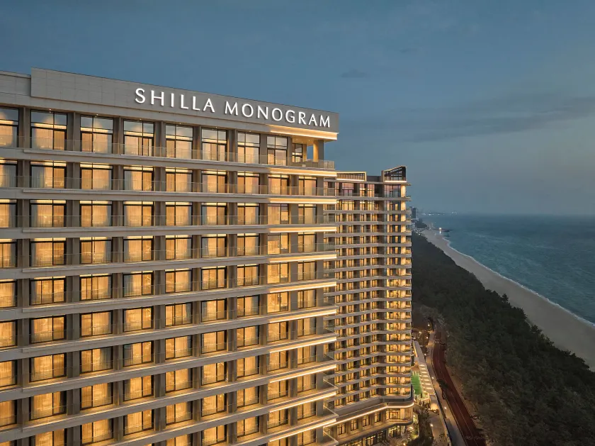 Shillamonogram Gangneung Residence - Image 1