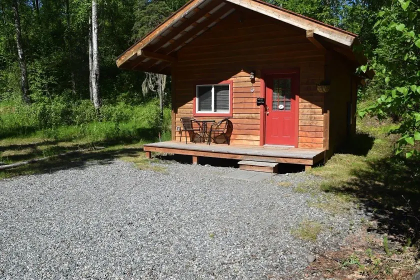 Spruce Cabin - Image 1