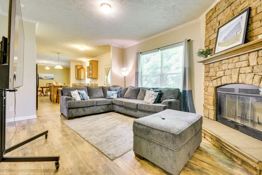 Peaceful Family Retreat in Winston-salem - Image 1