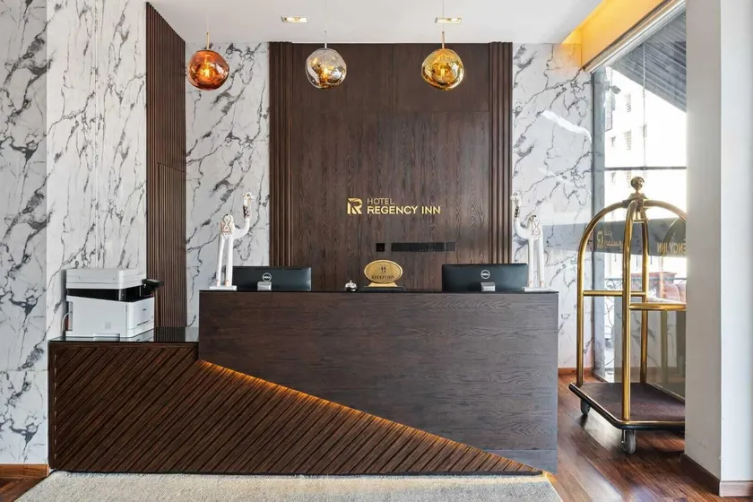 Regency Inn - Image 1