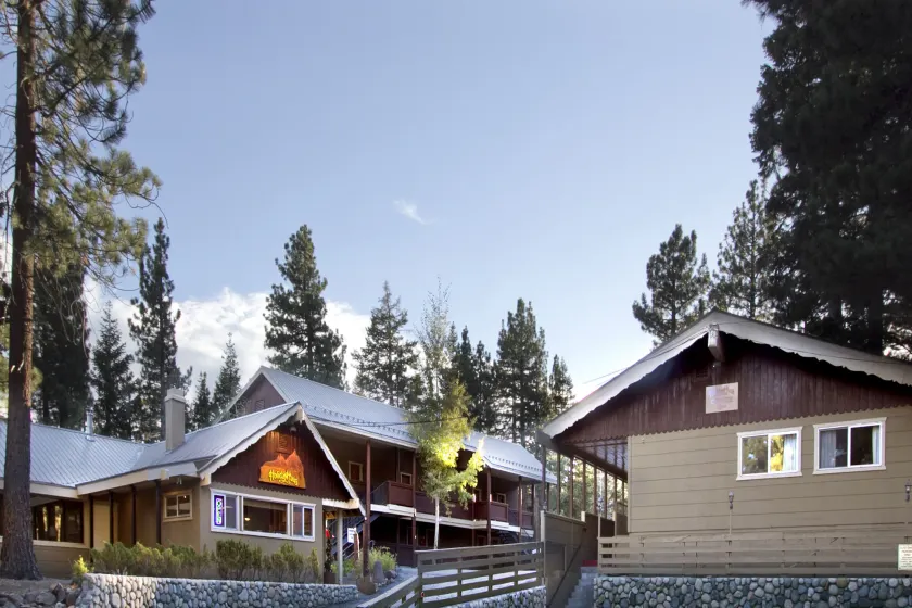 Holiday Haus - Image 1