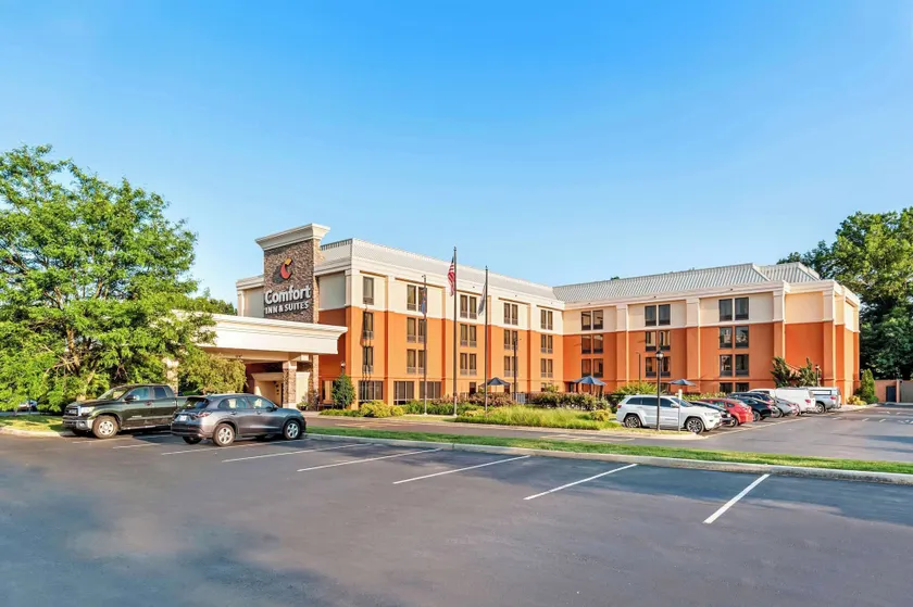 Comfort Inn & Suites Newark - Wilmington - Image 1
