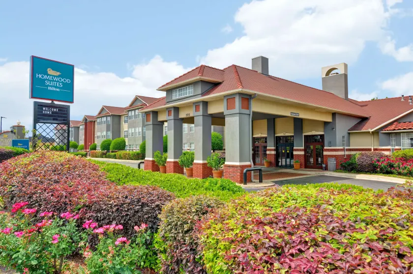 Homewood Suites by Hilton Longview - Image 1