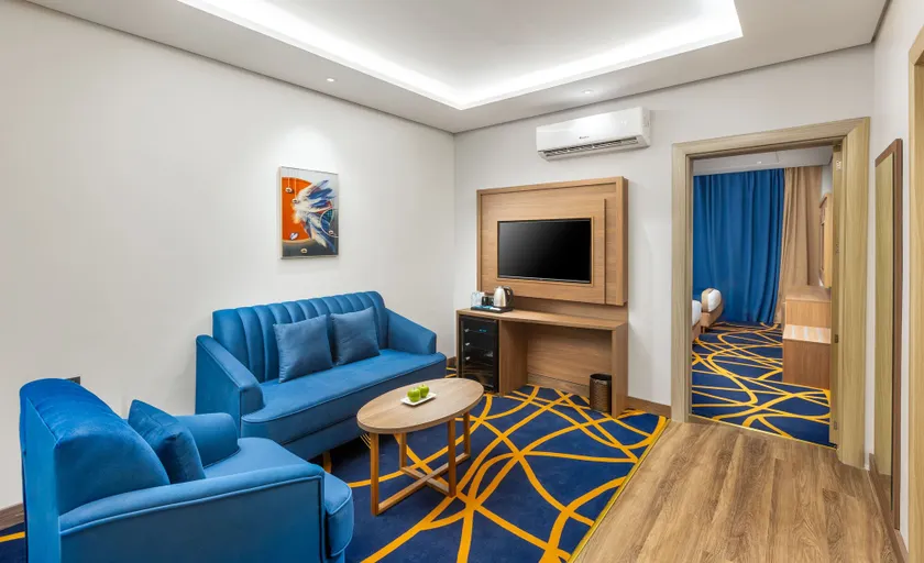KAREM ALZAHBI HoteL - Image 1