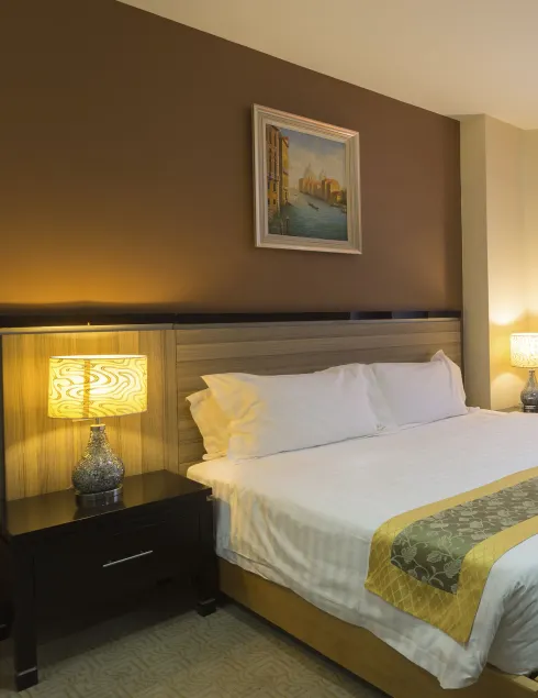 Hallmark View Hotel - Image 1
