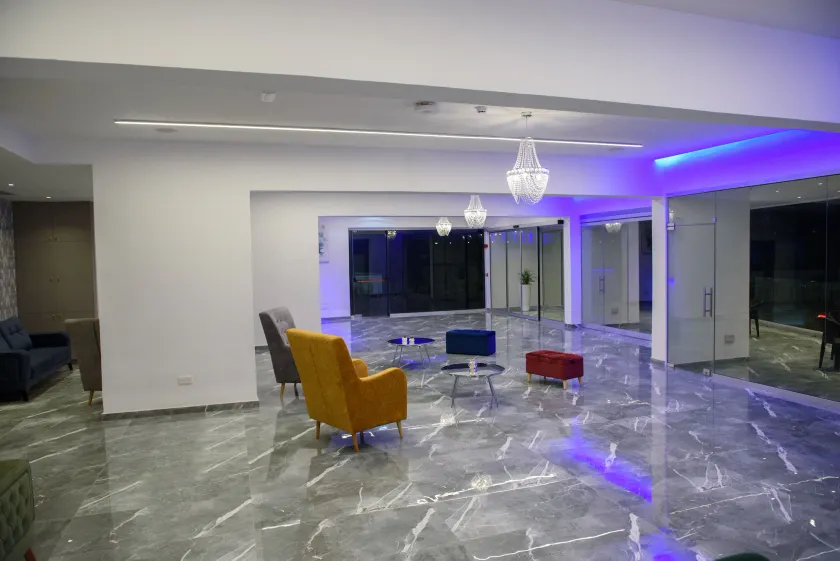 Milea Hotel - Image 1