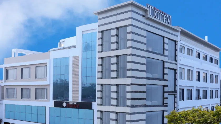 Hotel Tridev - Image 1