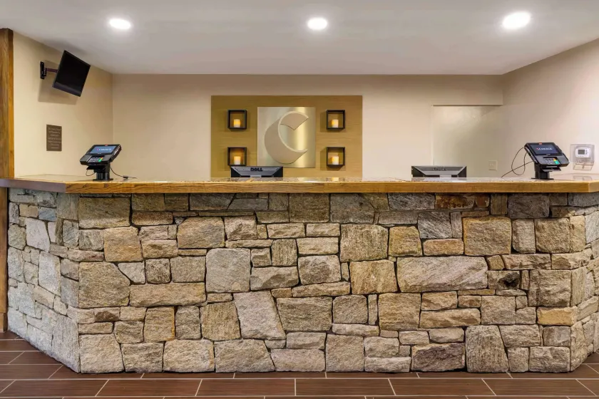 Comfort Suites Boone - University Area - Image 1