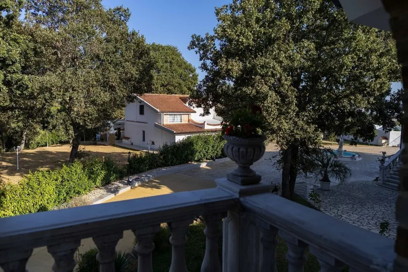 Tenuta Lunoa - Image 1