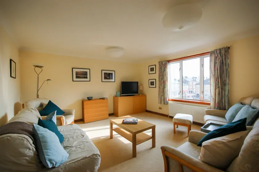 The Flat In The Square - Image 1