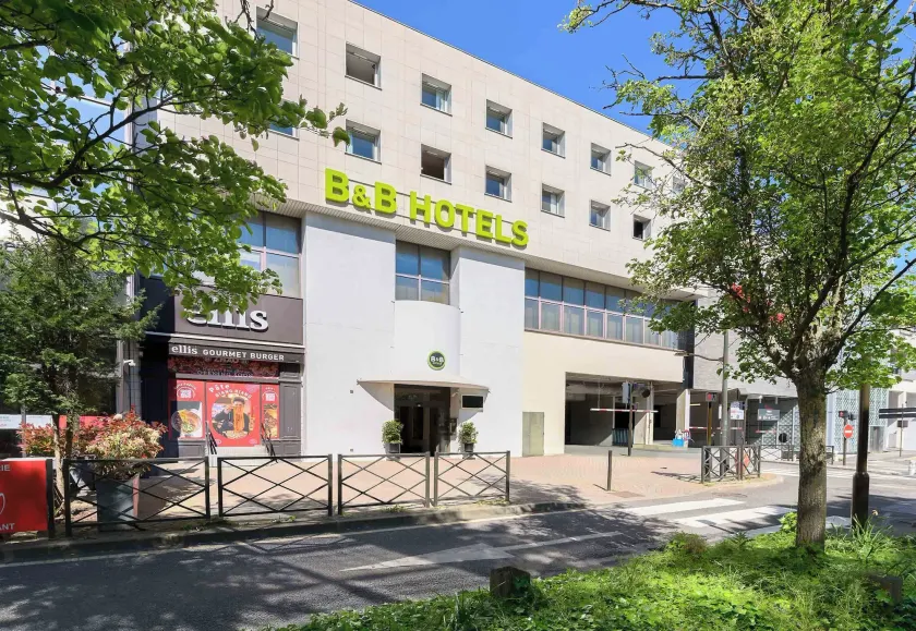 B&B HOTEL Versailles Le Chesnay - Image 1