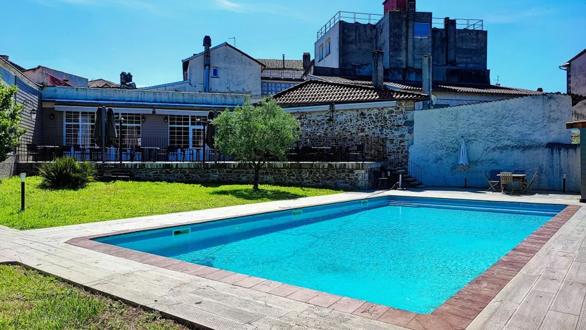 Logis Grand Hotel Pelisson - Image 1