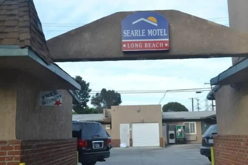 Searle Motel - Image 1